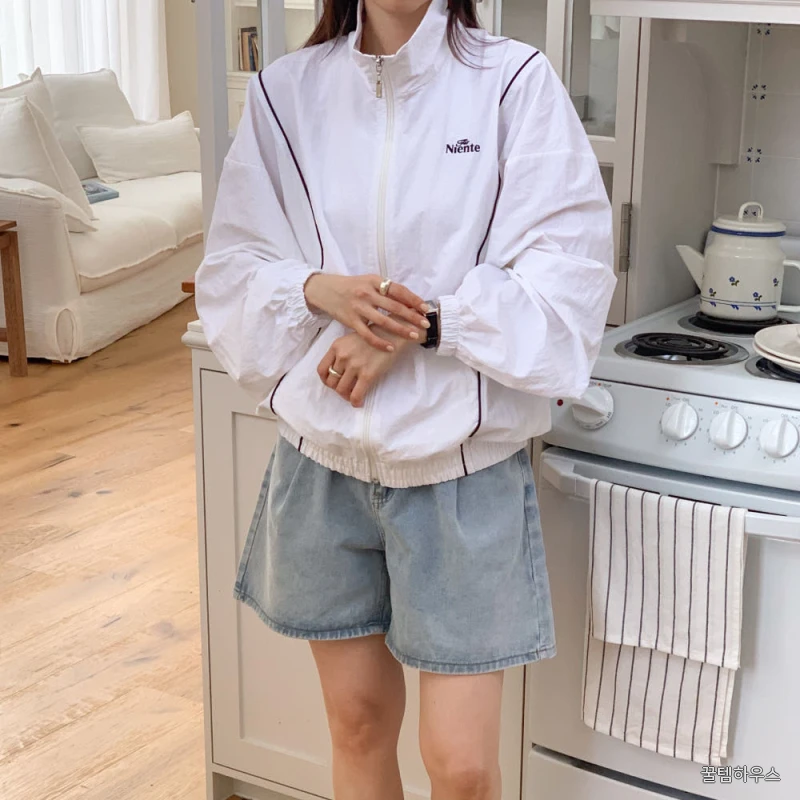 여성 라인 배색 나일론 바람막이 간절기 데일리룩 캐주얼 러닝 루즈핏 바스락 윈드브레이커 상세 이미지 5