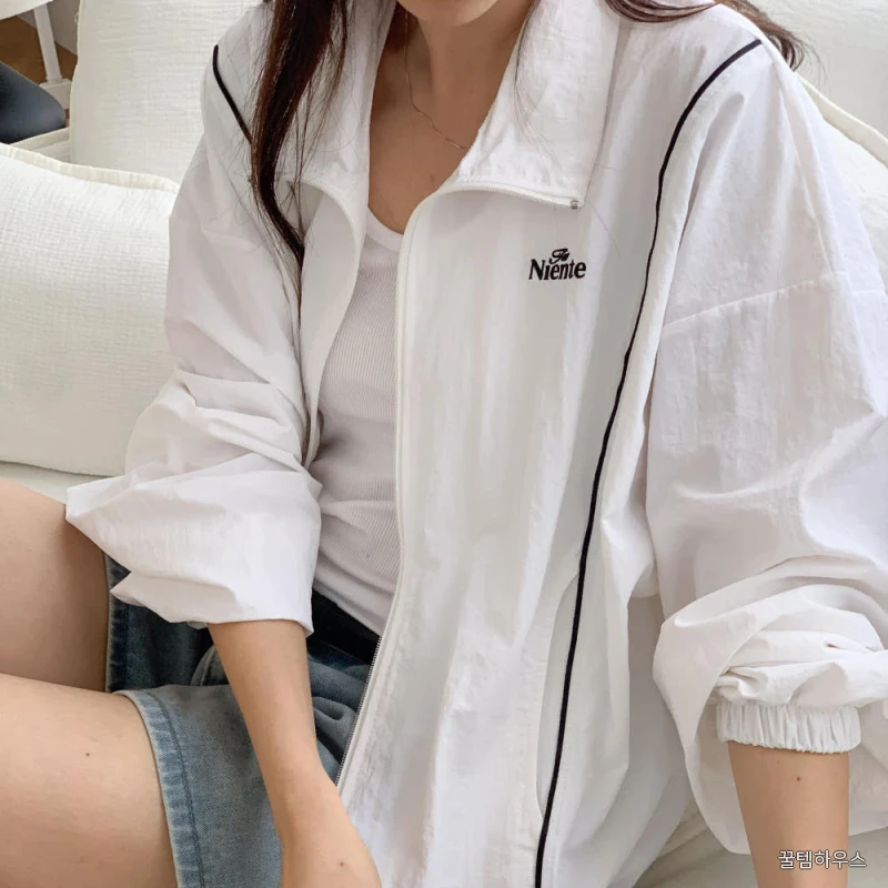 여성 라인 배색 나일론 바람막이 간절기 데일리룩 캐주얼 러닝 루즈핏 바스락 윈드브레이커 상세 이미지 3