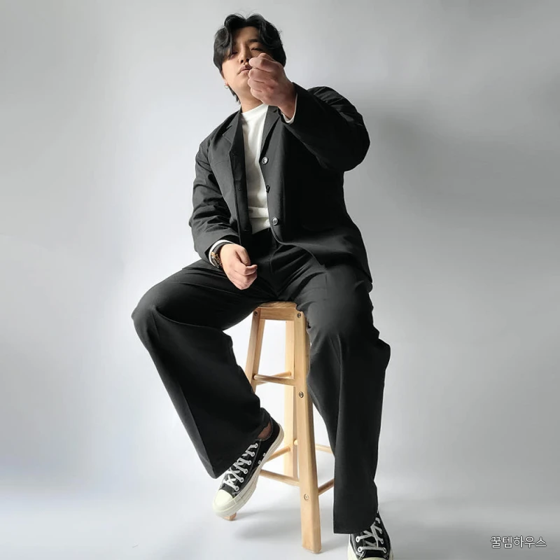 남자결혼식하객룩 다크네이비 정장 베이지 차콜그레이 오버핏 와이드 아메카지 셋업 수트 상세 이미지 2