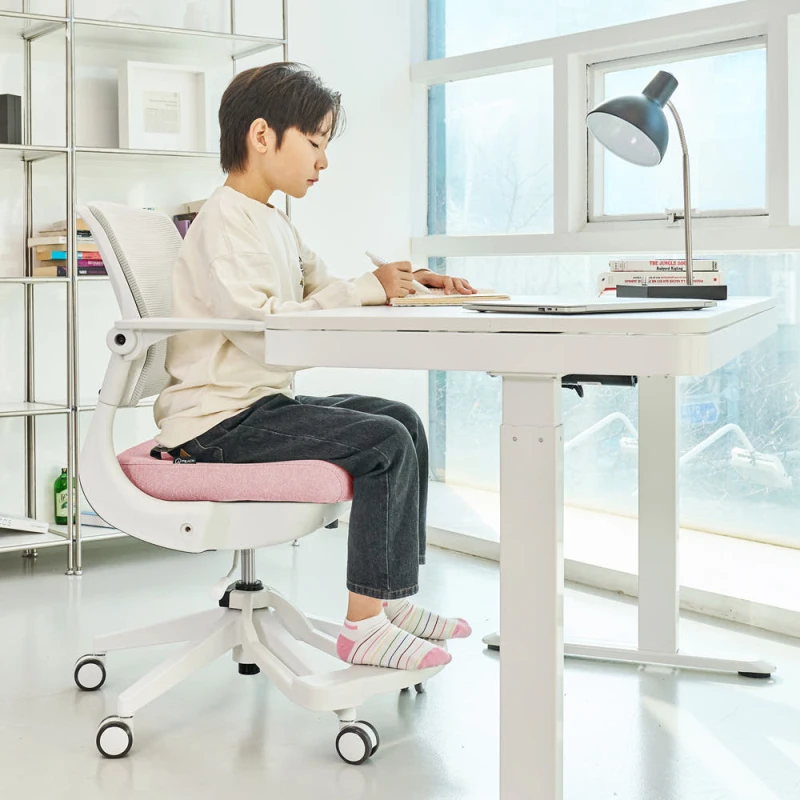 아이에게 맞춘 헤이체어 의자
